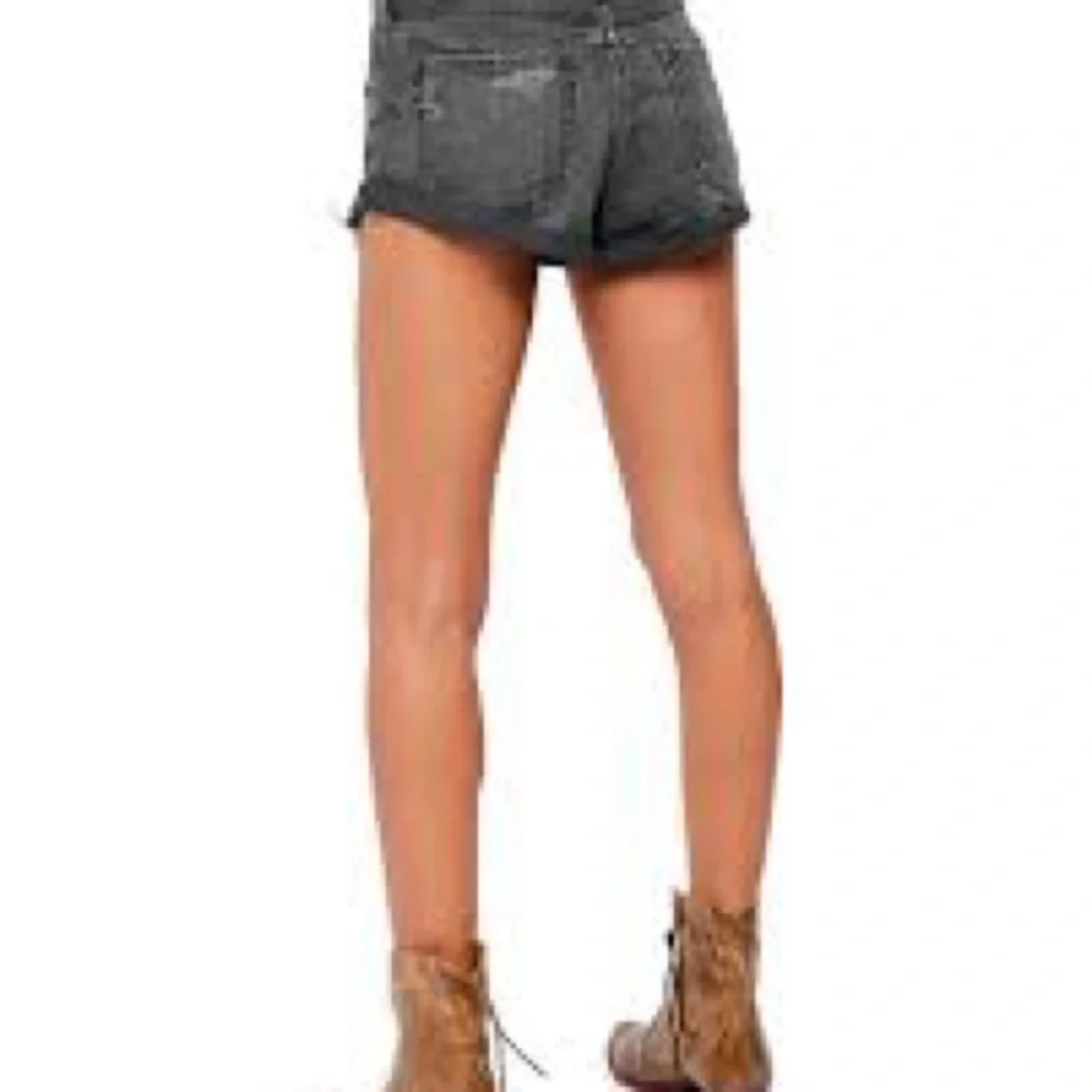 Free People Shorts - Picture 2 of 4